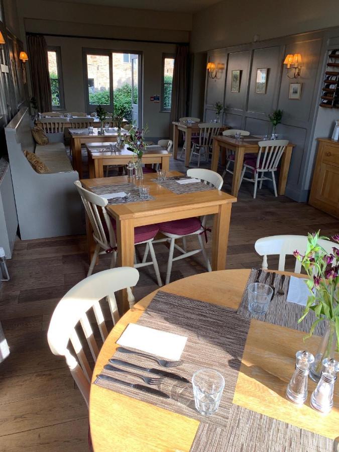 Cornhill on Tweed Collingwood Arms Hotel מראה חיצוני תמונה